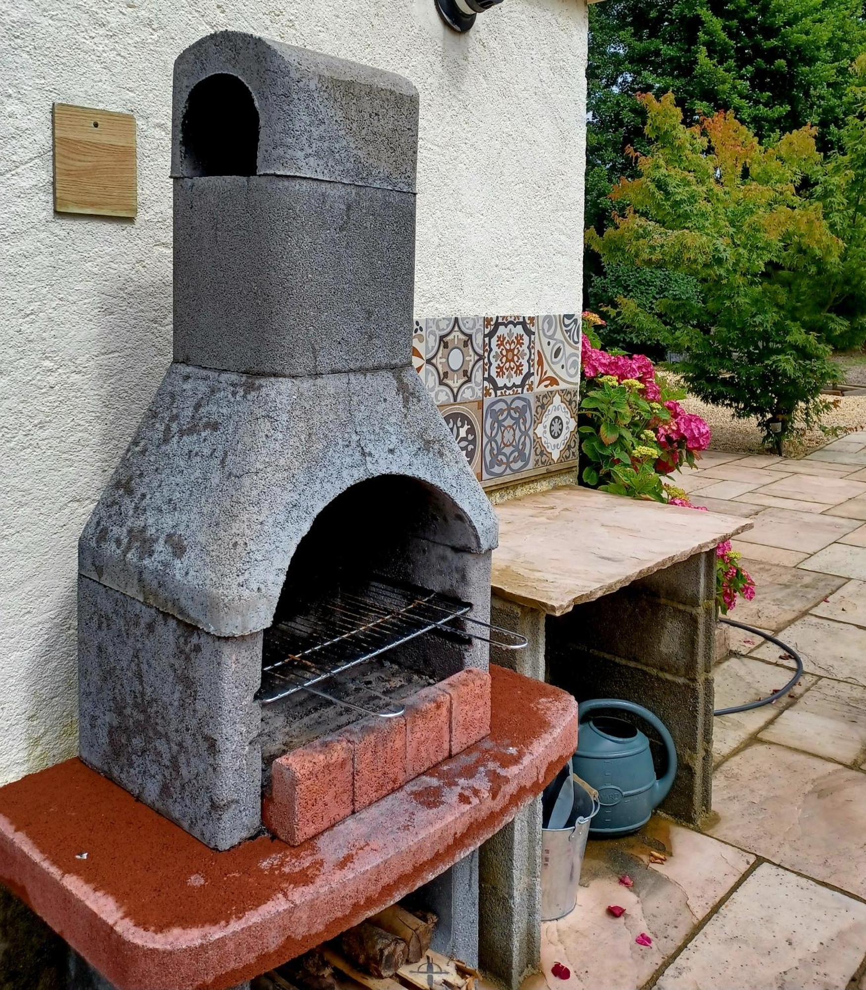 Gite Du Moulin Toucan Berneuil  Dış mekan fotoğraf