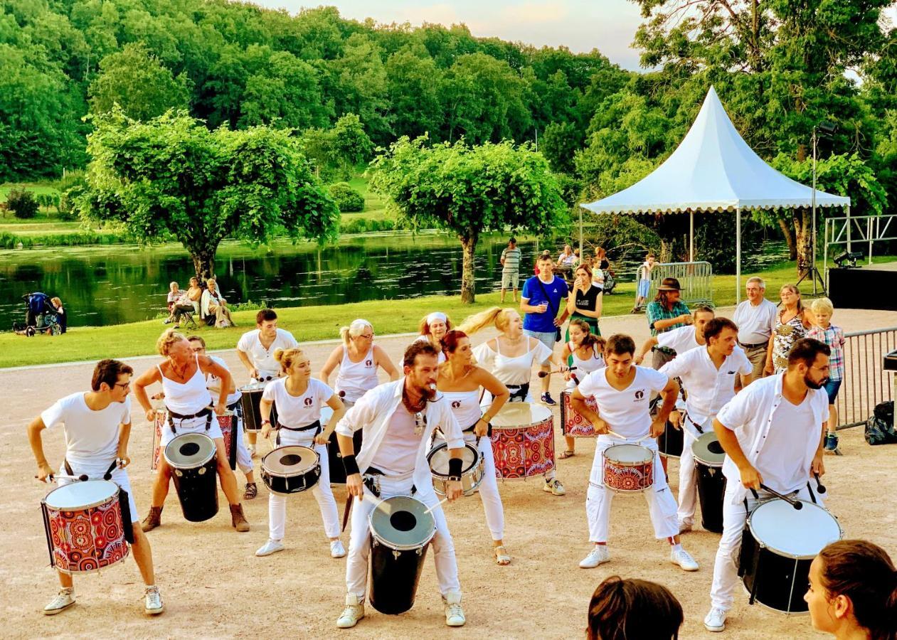 Gite Du Moulin Toucan Berneuil  Dış mekan fotoğraf